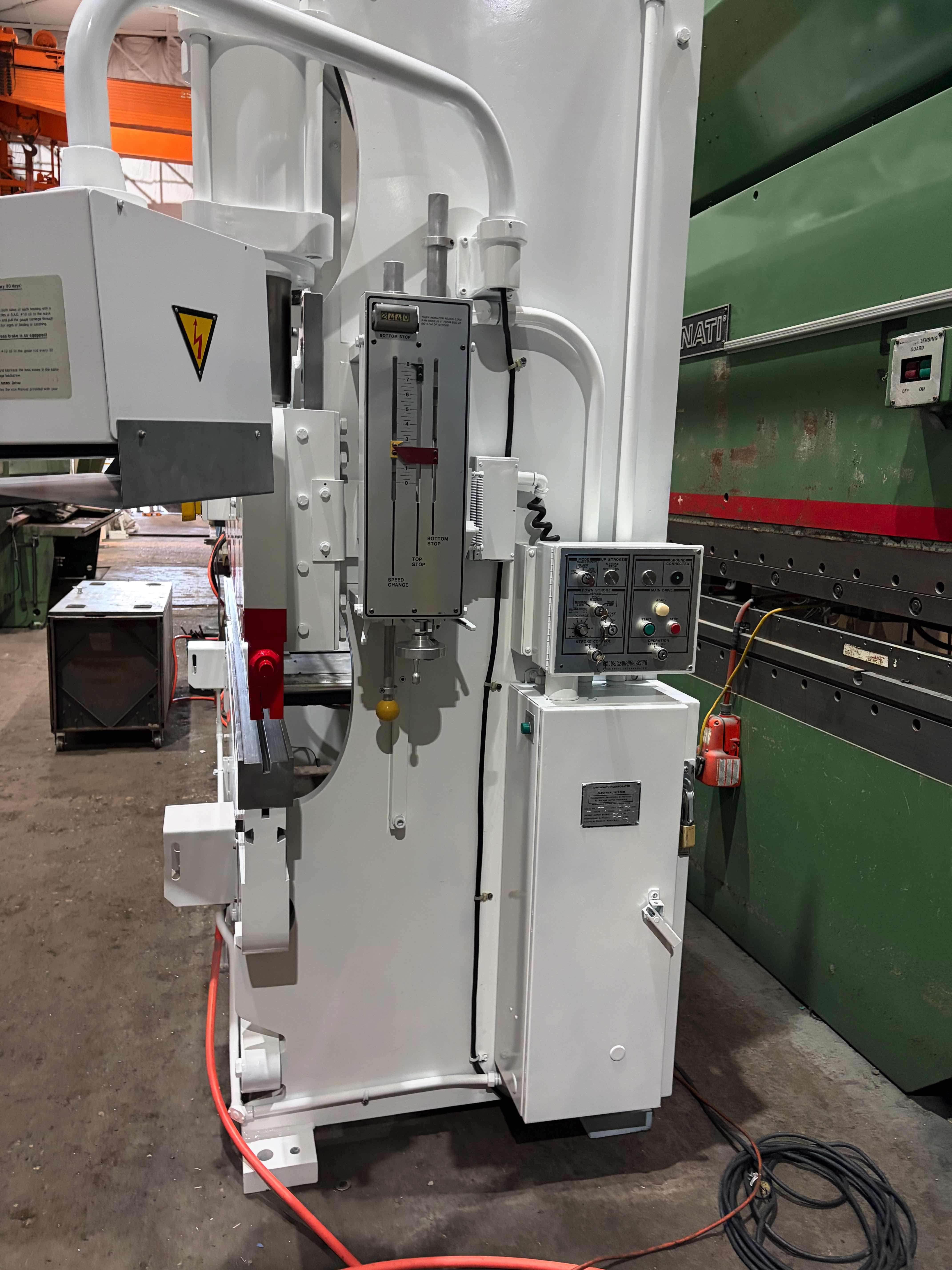 90 Ton X 10’ Cincinnati Model 90CB Hydraulic Press Brake